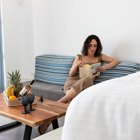 Andreas Hospitality Διαμέρισμα Φηρά Εξωτερικό φωτογραφία