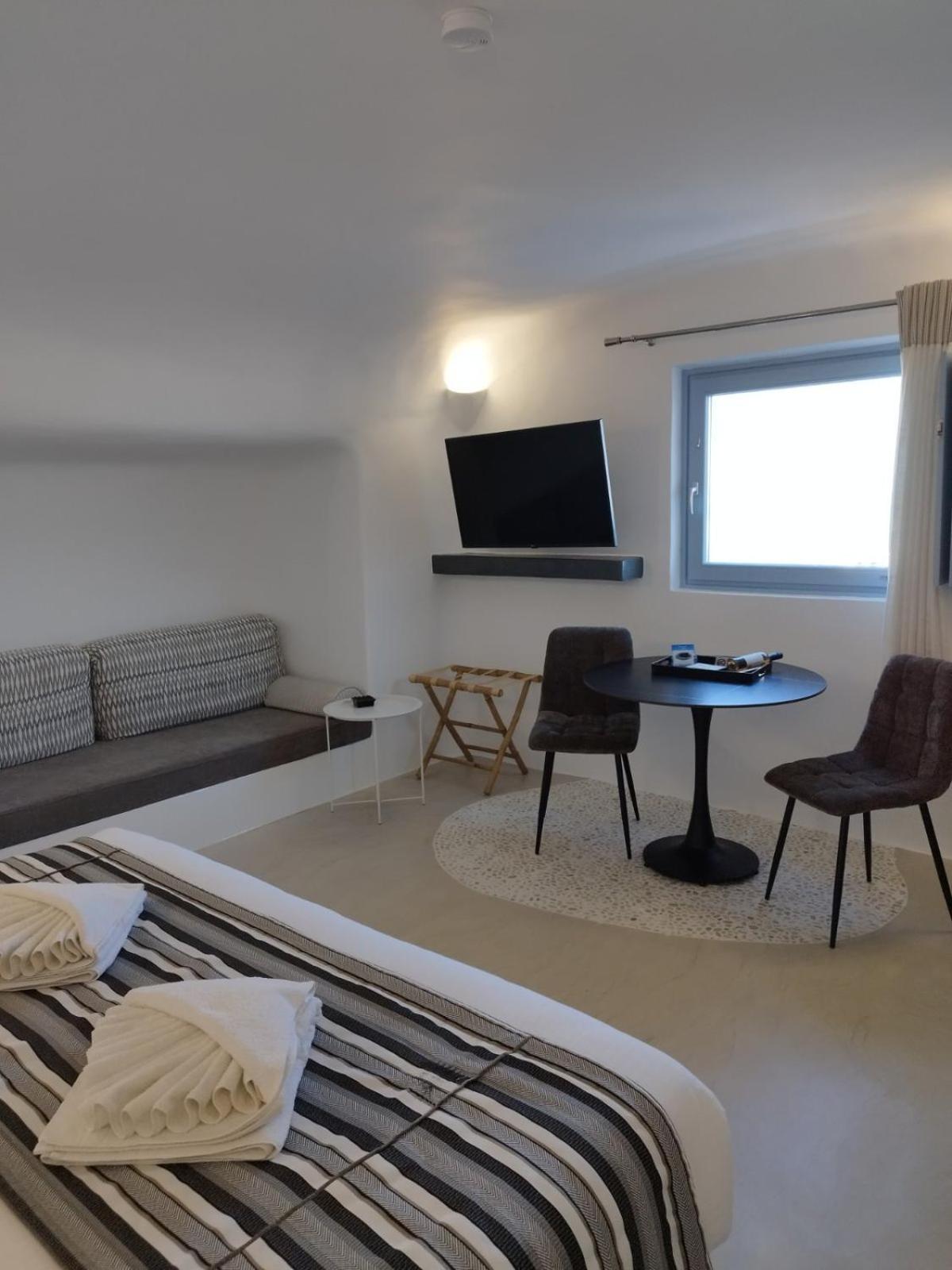 Andreas Hospitality Διαμέρισμα Φηρά Εξωτερικό φωτογραφία